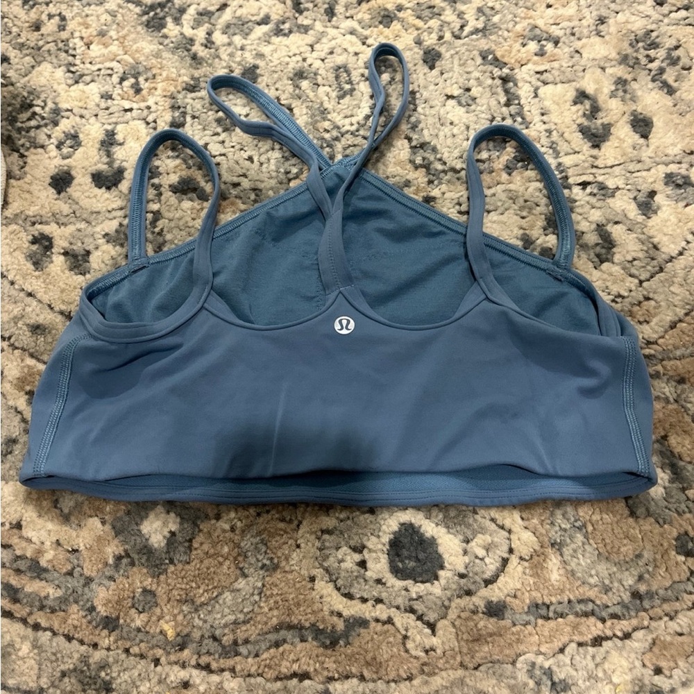 Lululemon - Picture 3 of 5